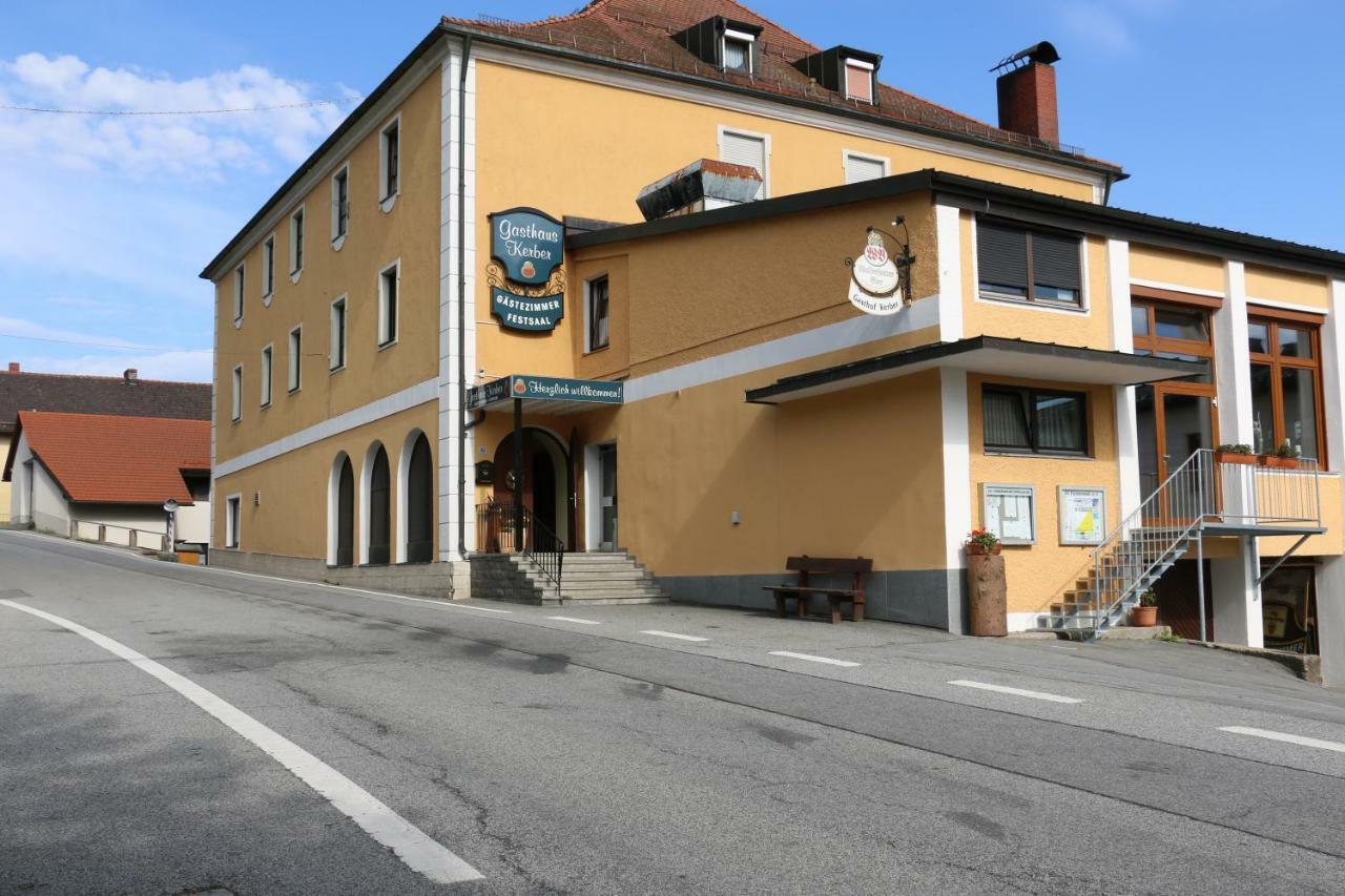 Gasthaus Kerber Furstenstein ภายนอก รูปภาพ